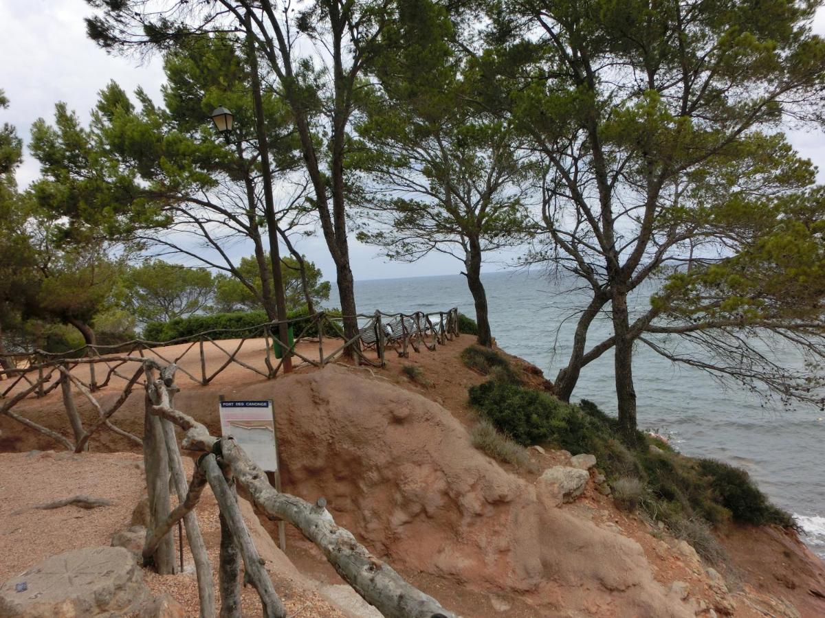 فيلا En Lugar Tranquilo Alejado De Zonas Turisticas بانيالبوفير المظهر الخارجي الصورة